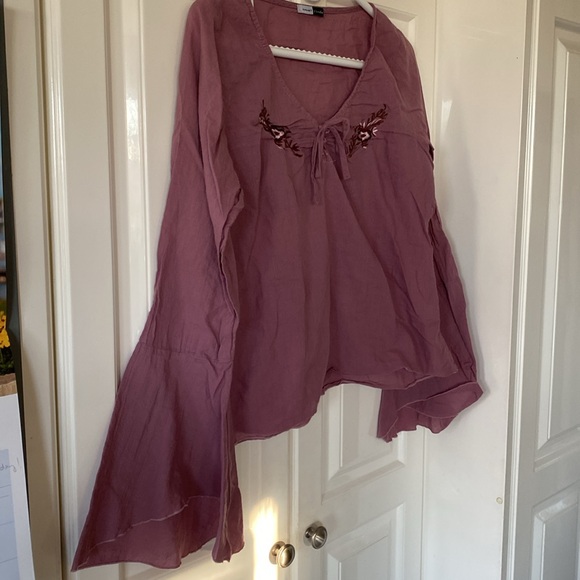 Sweet Blondie Ladies top, flared arms - Picture 9 of 9